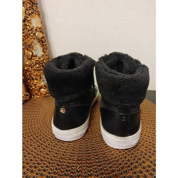 Tommy Hilfiger High Tops Size 9M - Picture 4 of 6